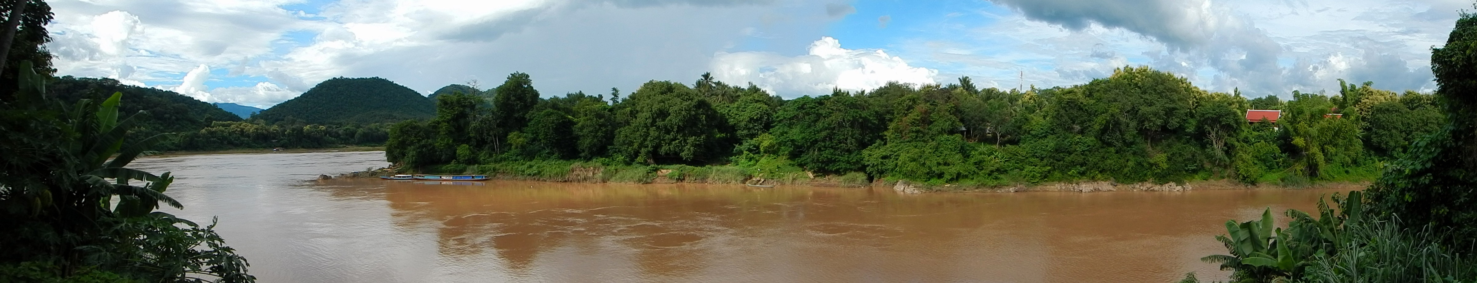 La curva del Nam Khan antes de desembocar en el Mekong