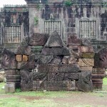Ruinas y galería atrás